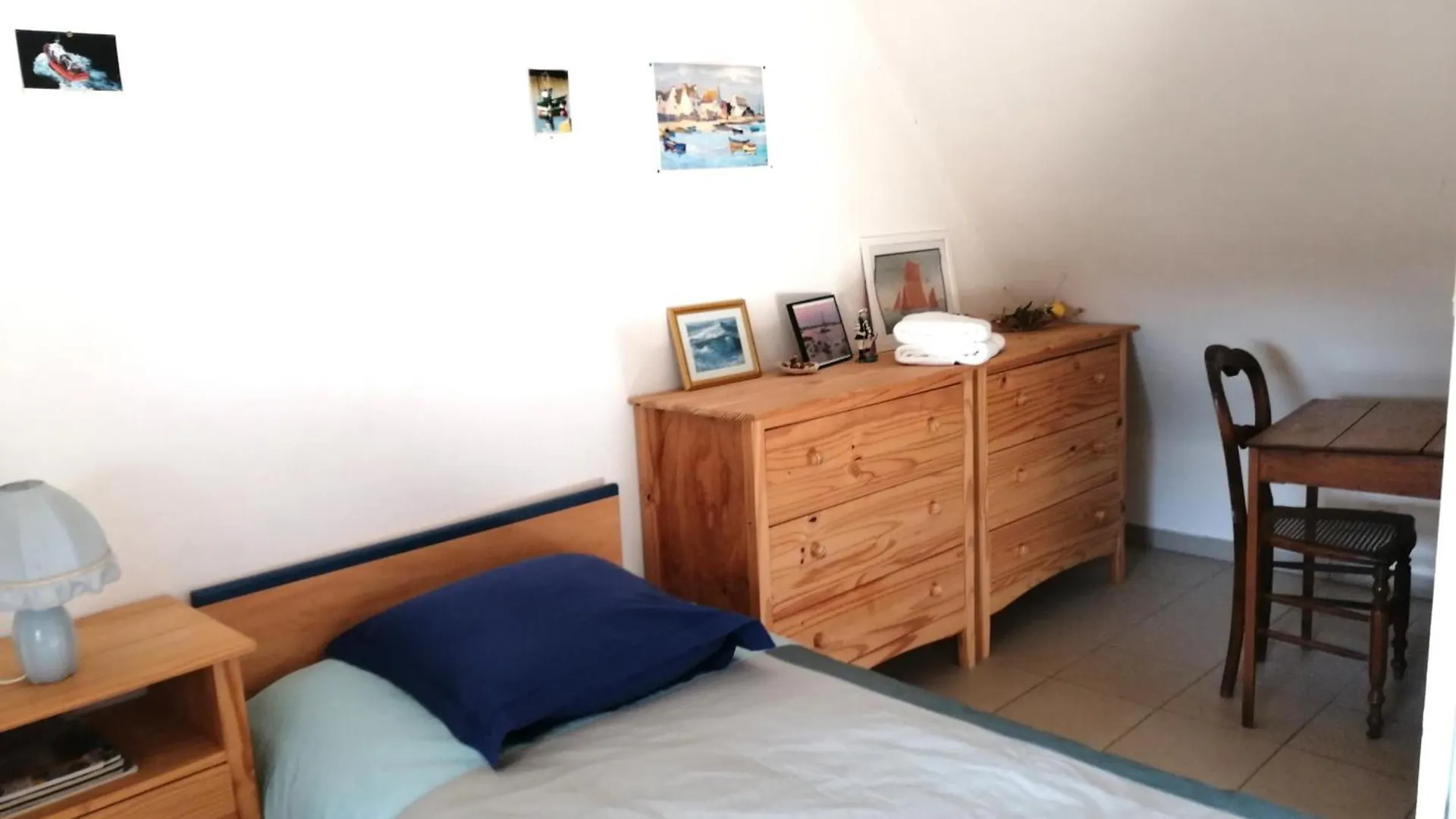 Spacieuse Maison Familiale A Groix Avec Jardin - Fr-1-813-21 Hébergement de vacances